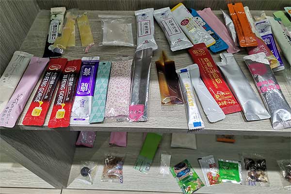 全自动小型污视频成人能够满足颗粒、条块、片状、球状、粉料、液体、膏体产品的自动定量包装